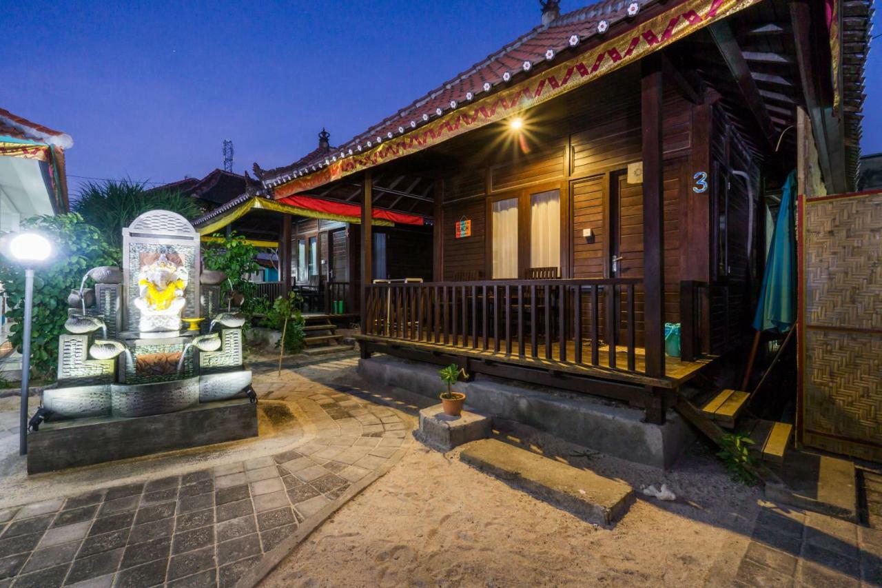 Agung Lembongan Bungalow Exterior photo